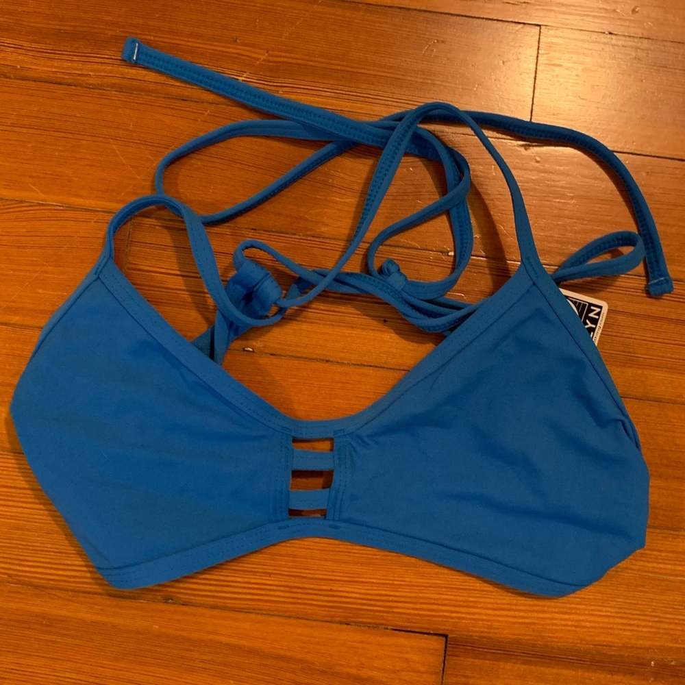 Jolyn tomcat top- XL